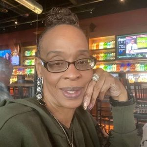 Meet your Posher, Vonda